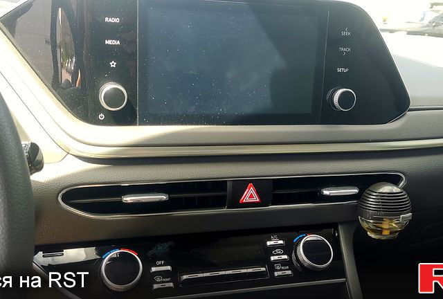 Серый Хендай Соната, объемом двигателя 2.5 л и пробегом 37 тыс. км за 25500 $, фото 8 на Automoto.ua