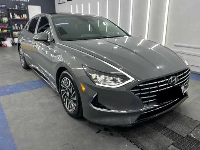 Сірий Хендай Соната, об'ємом двигуна 2 л та пробігом 68 тис. км за 15200 $, фото 2 на Automoto.ua