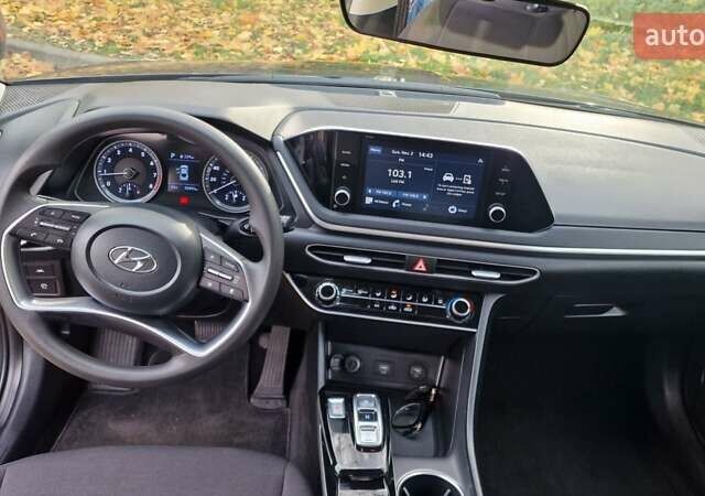 Серый Хендай Соната, объемом двигателя 2.5 л и пробегом 55 тыс. км за 17999 $, фото 13 на Automoto.ua