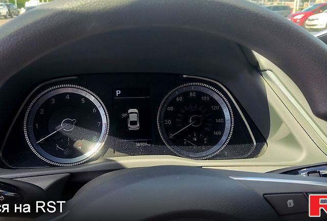 Серый Хендай Соната, объемом двигателя 2.5 л и пробегом 37 тыс. км за 25500 $, фото 7 на Automoto.ua