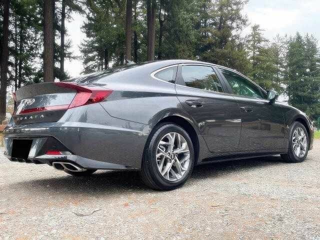 Сірий Хендай Соната, об'ємом двигуна 2.5 л та пробігом 43 тис. км за 6800 $, фото 4 на Automoto.ua