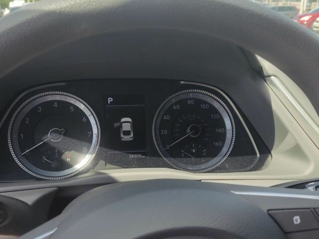 Сірий Хендай Соната, об'ємом двигуна 2.5 л та пробігом 39 тис. км за 25000 $, фото 2 на Automoto.ua