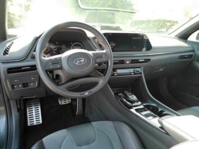 Серый Хендай Соната, объемом двигателя 2.5 л и пробегом 12 тыс. км за 15800 $, фото 7 на Automoto.ua