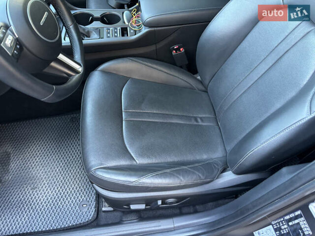 Серый Хендай Соната, объемом двигателя 2.5 л и пробегом 42 тыс. км за 31000 $, фото 9 на Automoto.ua