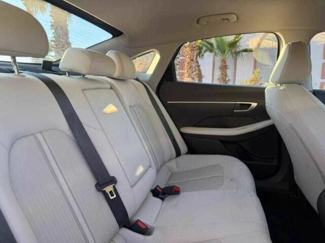 Серый Хендай Соната, объемом двигателя 2.5 л и пробегом 10 тыс. км за 10300 $, фото 11 на Automoto.ua