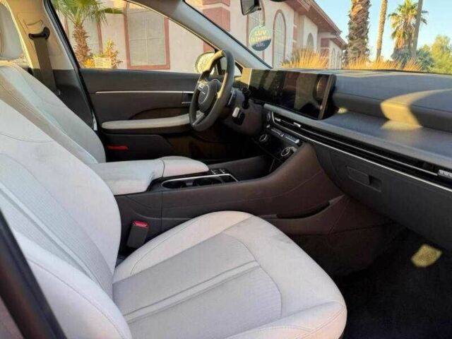 Серый Хендай Соната, объемом двигателя 2.5 л и пробегом 10 тыс. км за 10300 $, фото 10 на Automoto.ua