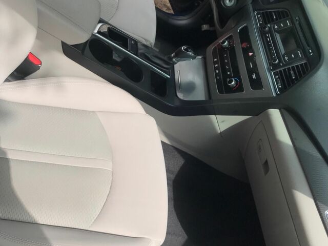 Синий Хендай Соната, объемом двигателя 2.4 л и пробегом 140 тыс. км за 9000 $, фото 1 на Automoto.ua