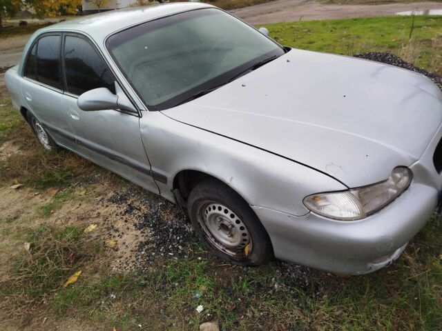 Синий Хендай Соната, объемом двигателя 2 л и пробегом 3 тыс. км за 452 $, фото 2 на Automoto.ua