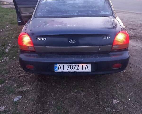 Синий Хендай Соната, объемом двигателя 2 л и пробегом 250 тыс. км за 1700 $, фото 5 на Automoto.ua