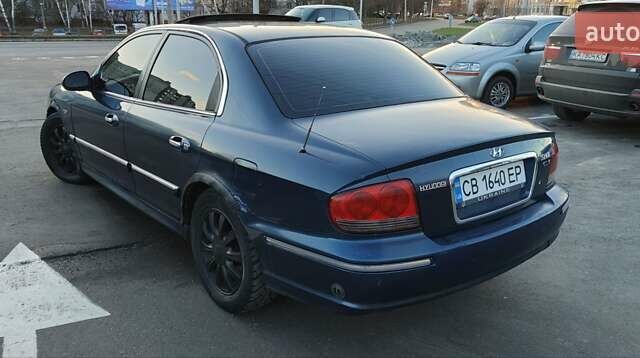 Синий Хендай Соната, объемом двигателя 2.7 л и пробегом 317 тыс. км за 2900 $, фото 3 на Automoto.ua