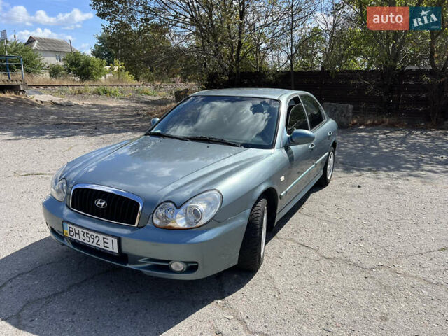 Синий Хендай Соната, объемом двигателя 2 л и пробегом 391 тыс. км за 2750 $, фото 6 на Automoto.ua