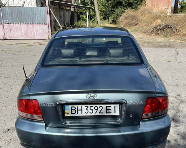 Синий Хендай Соната, объемом двигателя 2 л и пробегом 391 тыс. км за 2750 $, фото 8 на Automoto.ua