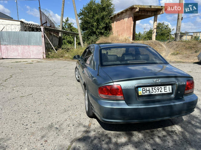 Синий Хендай Соната, объемом двигателя 2 л и пробегом 391 тыс. км за 2750 $, фото 7 на Automoto.ua