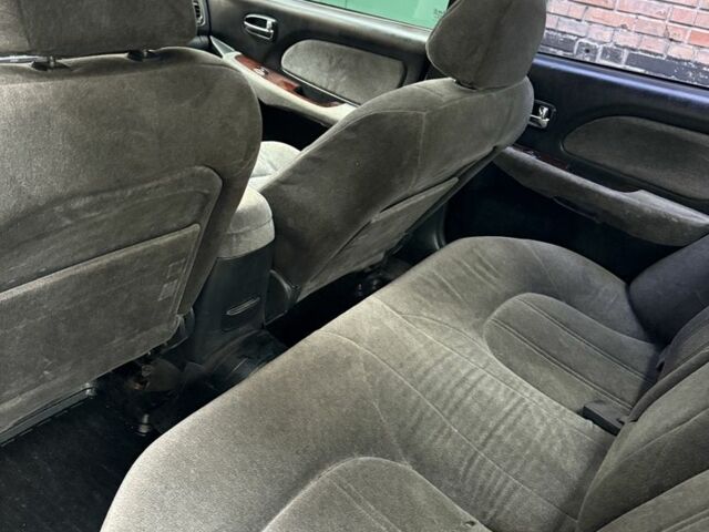 Синій Хендай Соната, об'ємом двигуна 2.7 л та пробігом 175 тис. км за 3850 $, фото 5 на Automoto.ua