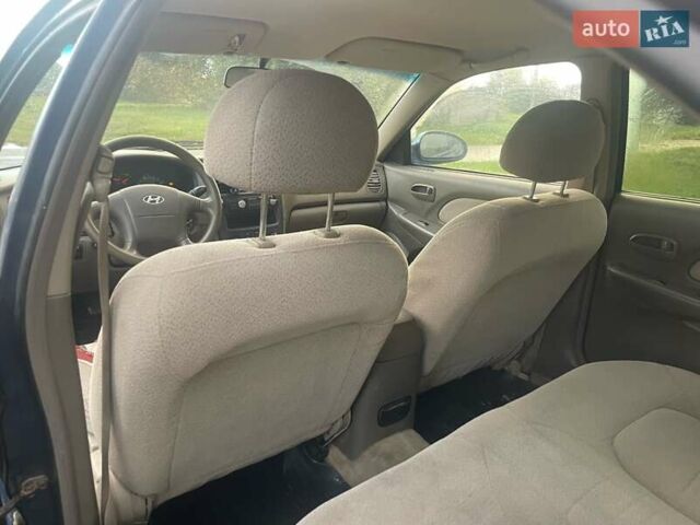 Синій Хендай Соната, об'ємом двигуна 2 л та пробігом 384 тис. км за 2900 $, фото 3 на Automoto.ua