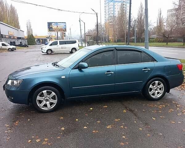 Синий Хендай Соната, объемом двигателя 2.36 л и пробегом 357 тыс. км за 4400 $, фото 15 на Automoto.ua