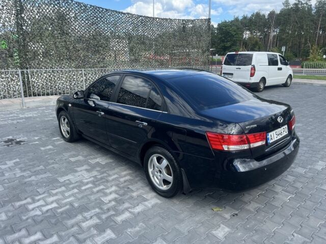 Синій Хендай Соната, об'ємом двигуна 2.4 л та пробігом 340 тис. км за 6000 $, фото 4 на Automoto.ua