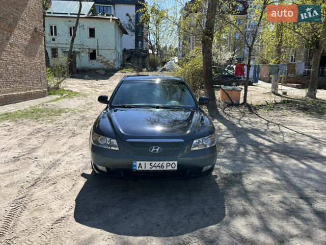 Синій Хендай Соната, об'ємом двигуна 2.4 л та пробігом 332 тис. км за 6100 $, фото 7 на Automoto.ua