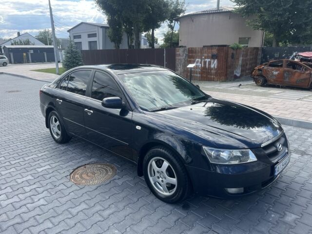 Синій Хендай Соната, об'ємом двигуна 2.4 л та пробігом 340 тис. км за 6000 $, фото 2 на Automoto.ua