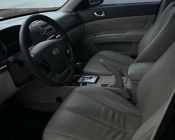 Синій Хендай Соната, об'ємом двигуна 2.4 л та пробігом 226 тис. км за 7200 $, фото 13 на Automoto.ua