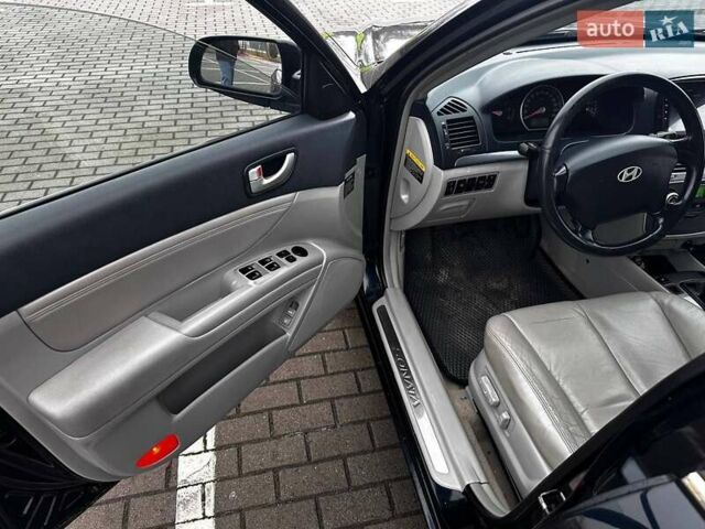 Синий Хендай Соната, объемом двигателя 1.99 л и пробегом 278 тыс. км за 5150 $, фото 16 на Automoto.ua