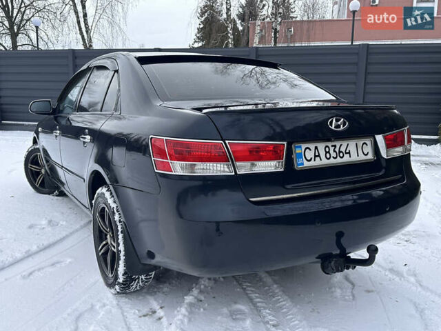 Синий Хендай Соната, объемом двигателя 2 л и пробегом 292 тыс. км за 3350 $, фото 7 на Automoto.ua