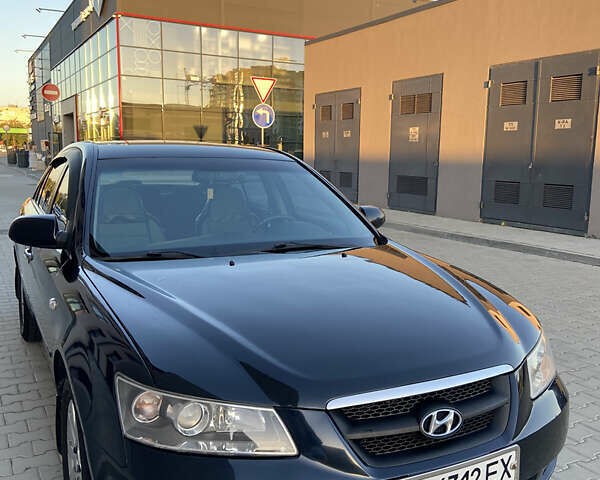 Синий Хендай Соната, объемом двигателя 2 л и пробегом 215 тыс. км за 4800 $, фото 8 на Automoto.ua