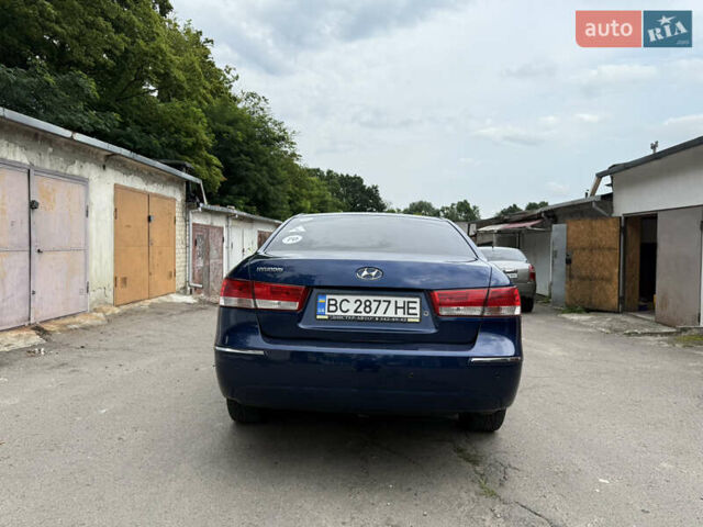 Синій Хендай Соната, об'ємом двигуна 2 л та пробігом 325 тис. км за 6800 $, фото 1 на Automoto.ua