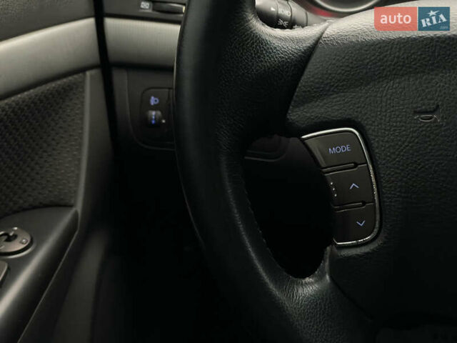 Синий Хендай Соната, объемом двигателя 2 л и пробегом 266 тыс. км за 6300 $, фото 15 на Automoto.ua