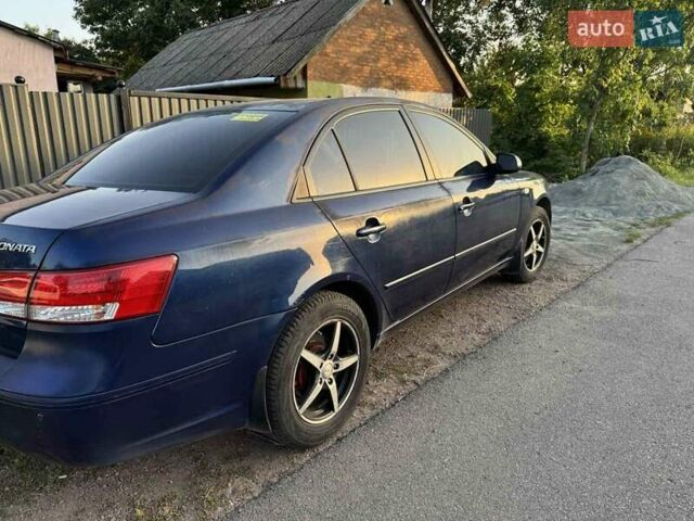 Синий Хендай Соната, объемом двигателя 2 л и пробегом 340 тыс. км за 5800 $, фото 9 на Automoto.ua