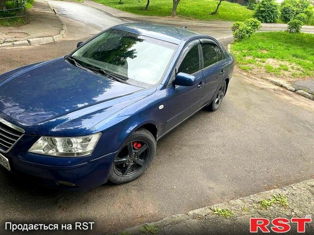 Хендай Соната 2008 у Белой Церкве на Automoto.ua Синій Хендай Соната, об'ємом двигуна 2 л та пробігом 245 тис. км за 5600 $, фото 4 на Automoto.ua