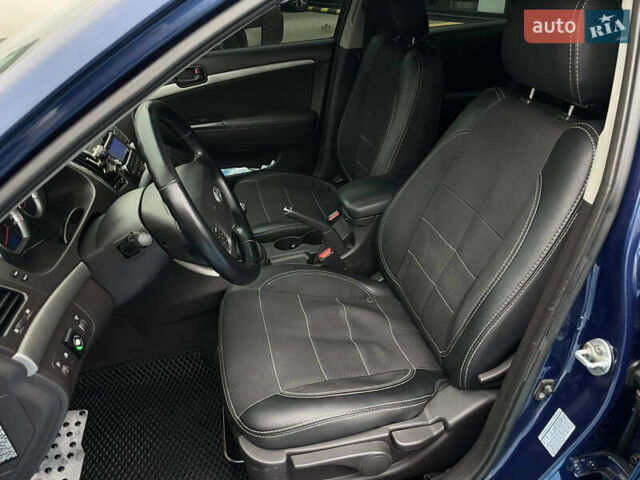 Синий Хендай Соната, объемом двигателя 2 л и пробегом 266 тыс. км за 6300 $, фото 19 на Automoto.ua