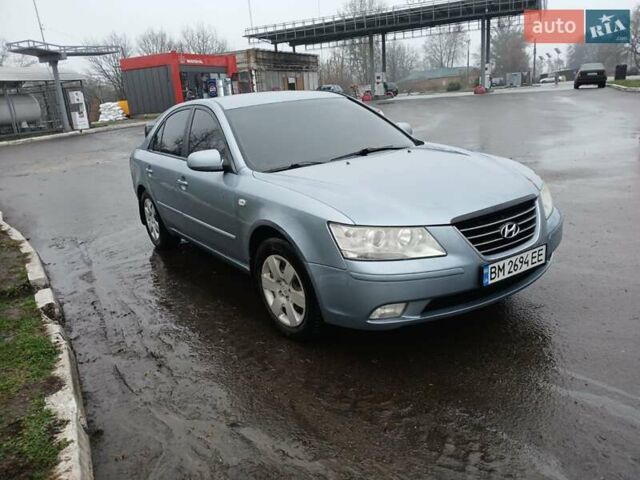 Синий Хендай Соната, объемом двигателя 2 л и пробегом 175 тыс. км за 5700 $, фото 1 на Automoto.ua