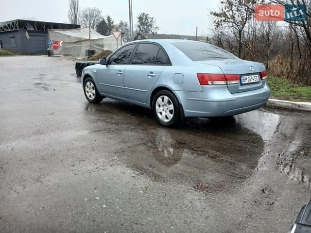 Синий Хендай Соната, объемом двигателя 2 л и пробегом 175 тыс. км за 5700 $, фото 4 на Automoto.ua