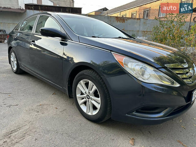 Синий Хендай Соната, объемом двигателя 2.36 л и пробегом 198 тыс. км за 8700 $, фото 7 на Automoto.ua