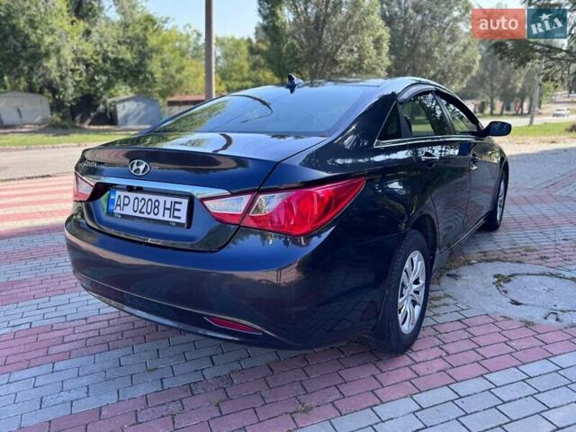 Синий Хендай Соната, объемом двигателя 2.4 л и пробегом 240 тыс. км за 6850 $, фото 7 на Automoto.ua