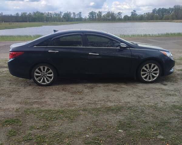 Синий Хендай Соната, объемом двигателя 2.36 л и пробегом 265 тыс. км за 7400 $, фото 9 на Automoto.ua