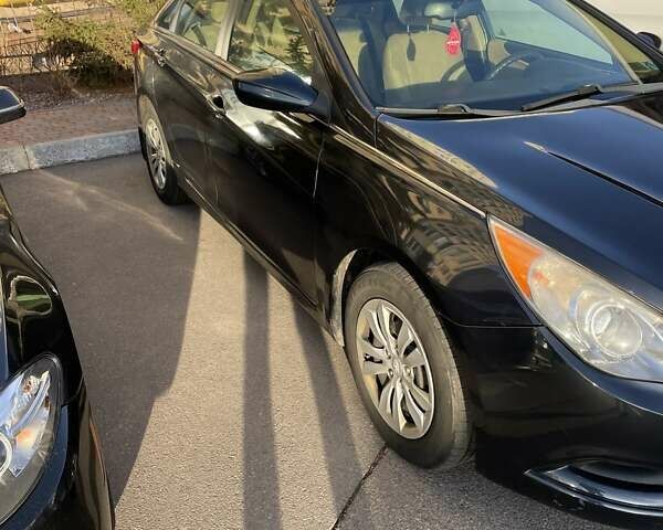 Синий Хендай Соната, объемом двигателя 2.36 л и пробегом 230 тыс. км за 7799 $, фото 2 на Automoto.ua