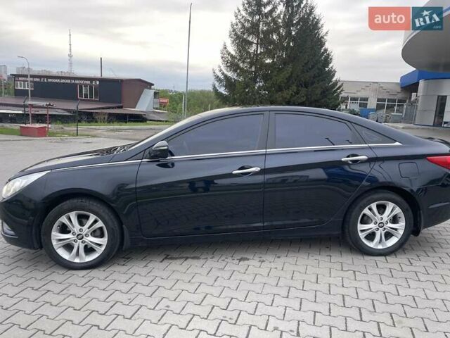 Синій Хендай Соната, об'ємом двигуна 2.36 л та пробігом 283 тис. км за 9300 $, фото 15 на Automoto.ua