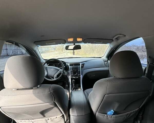 Синій Хендай Соната, об'ємом двигуна 2.4 л та пробігом 173 тис. км за 8900 $, фото 13 на Automoto.ua