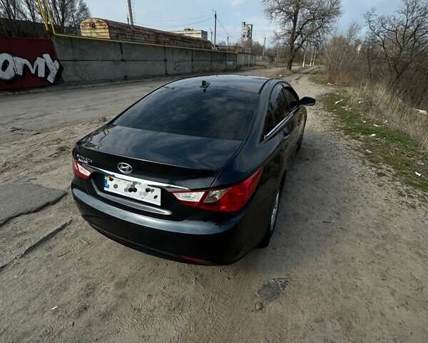 Синій Хендай Соната, об'ємом двигуна 2.4 л та пробігом 173 тис. км за 8900 $, фото 4 на Automoto.ua