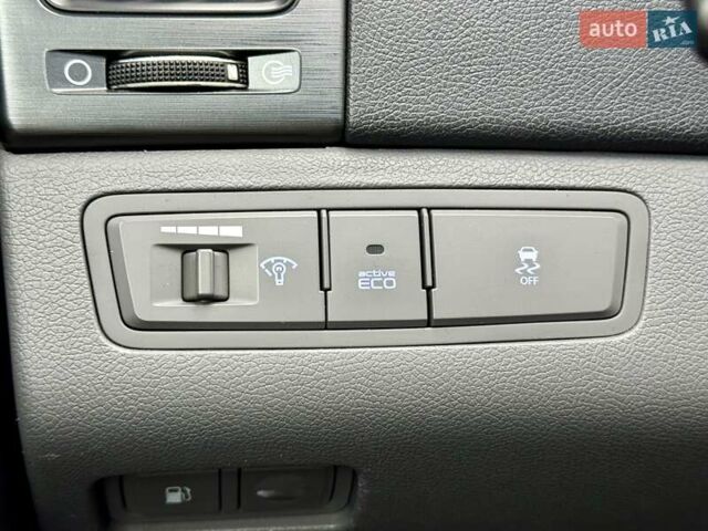 Синий Хендай Соната, объемом двигателя 2.36 л и пробегом 131 тыс. км за 8300 $, фото 18 на Automoto.ua