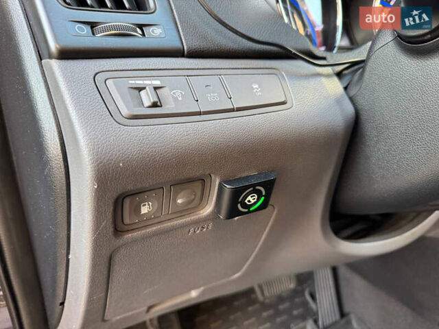 Синій Хендай Соната, об'ємом двигуна 2.36 л та пробігом 200 тис. км за 7500 $, фото 15 на Automoto.ua