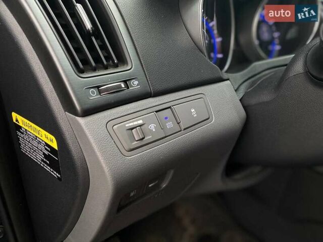 Синий Хендай Соната, объемом двигателя 2.36 л и пробегом 129 тыс. км за 8990 $, фото 18 на Automoto.ua