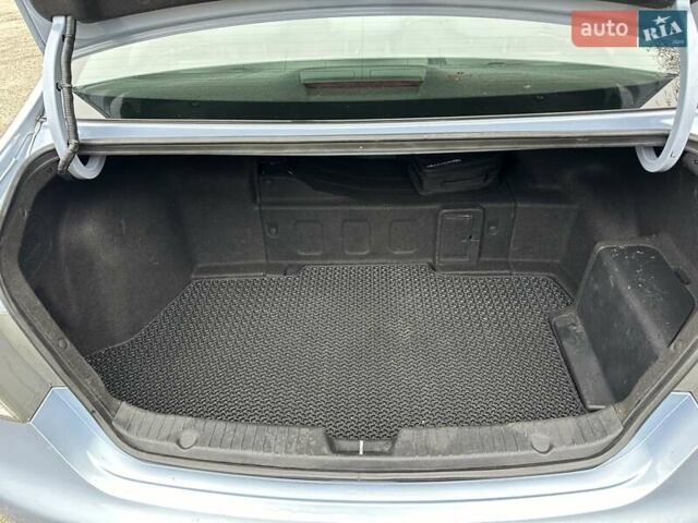 Синий Хендай Соната, объемом двигателя 2.36 л и пробегом 115 тыс. км за 11300 $, фото 29 на Automoto.ua