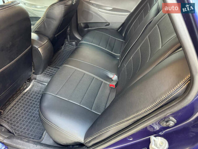 Синій Хендай Соната, об'ємом двигуна 2.36 л та пробігом 200 тис. км за 7500 $, фото 20 на Automoto.ua