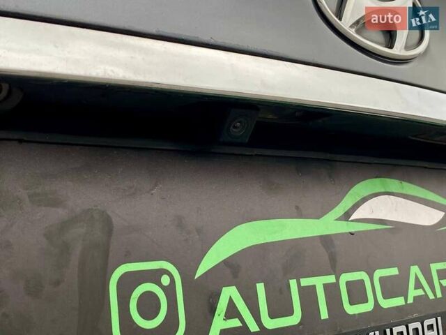 Синий Хендай Соната, объемом двигателя 2.36 л и пробегом 129 тыс. км за 8990 $, фото 14 на Automoto.ua