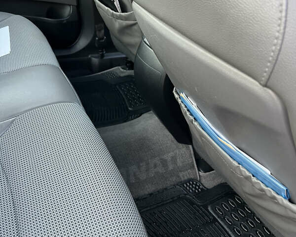 Синій Хендай Соната, об'ємом двигуна 2 л та пробігом 242 тис. км за 9500 $, фото 19 на Automoto.ua