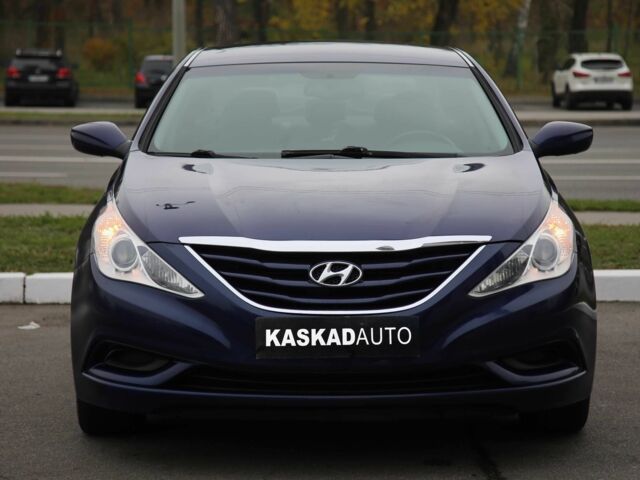 Синий Хендай Соната, объемом двигателя 2.4 л и пробегом 188 тыс. км за 8500 $, фото 1 на Automoto.ua