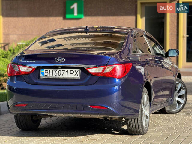 Синій Хендай Соната, об'ємом двигуна 2.36 л та пробігом 200 тис. км за 7500 $, фото 12 на Automoto.ua